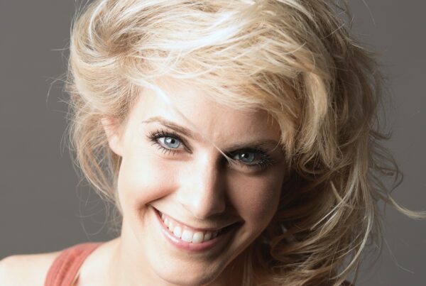 Catalijne. zangeres theater | actrice, songwriter en theatermaker
